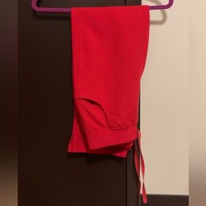 Figs Women’s Pop Red Kade Scrub Pants- Petite Cargo